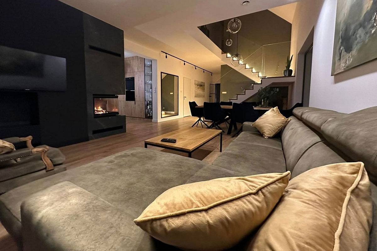 4-Bedroom, 2000 Sq Ft House Plan with First Floor Home Office