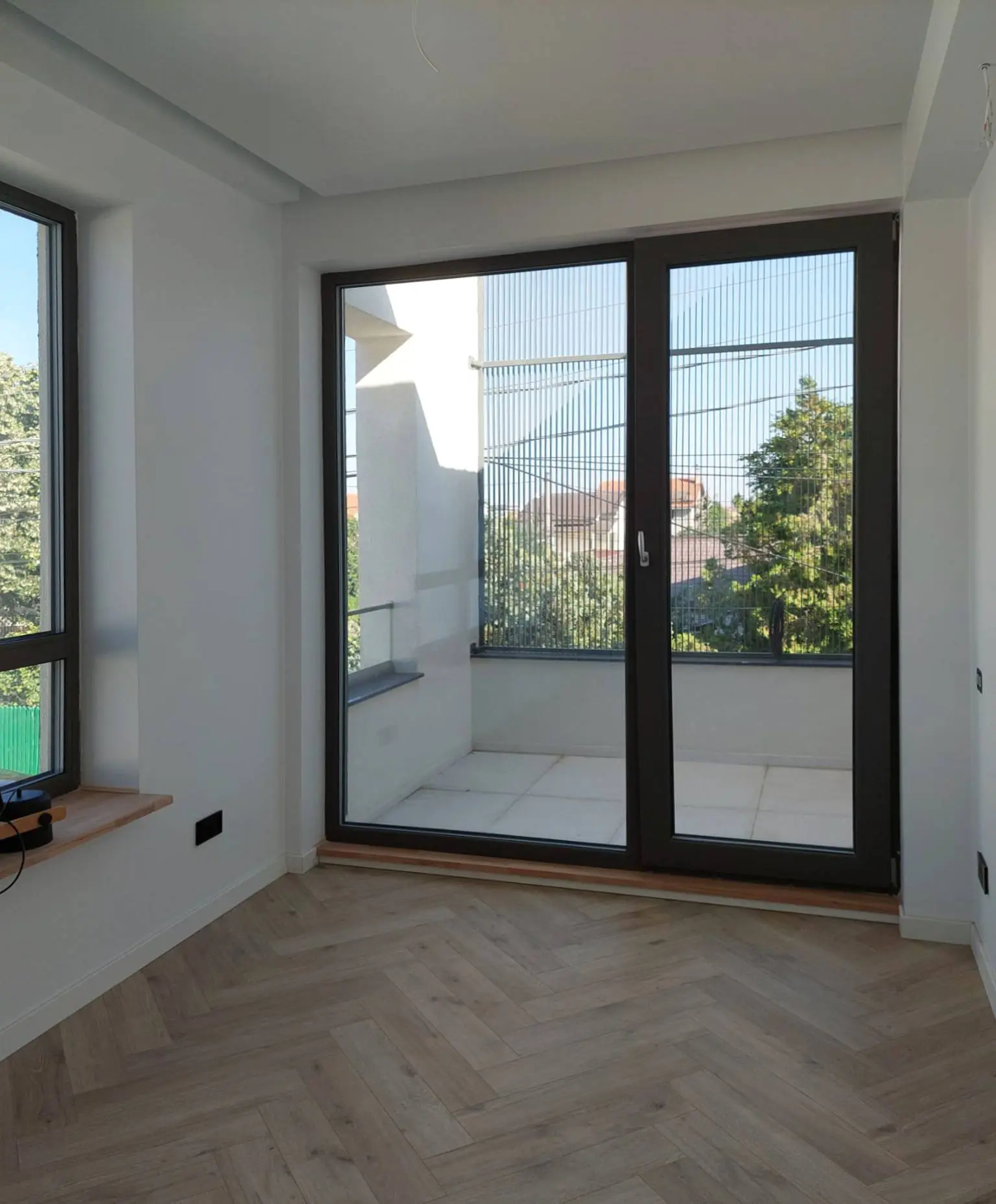 Proiect de casa cu 2 etaje 235 m²: 4 Dormitoare, 3 Bai, fara Garaj