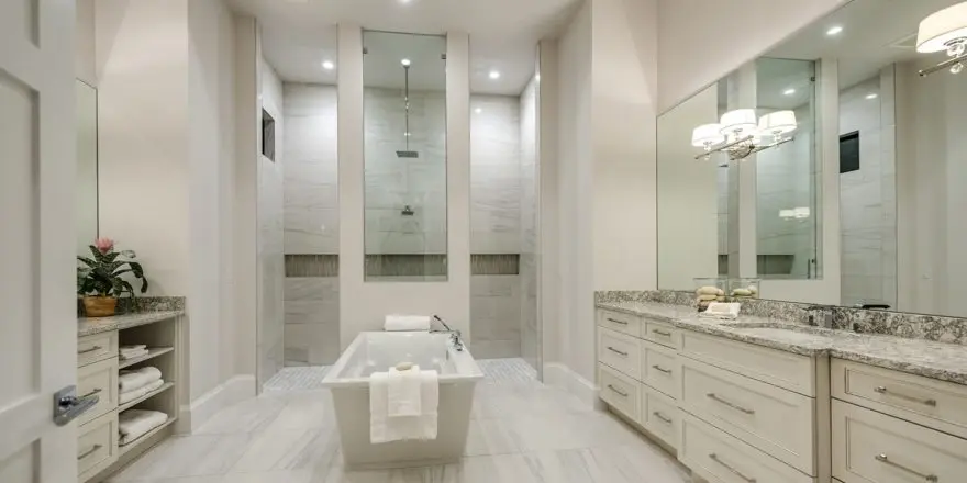 Proiect de casa parter 65 m²: 4 Dormitoare, 6 Bai, Bucatarie deschisa, Garaj