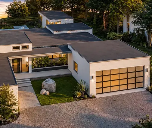 Miniatură 1 – Proiect de casa parter 347 m²: 4 Dormitoare, Birou, 6 Bai, Bucatarie deschisa, Garaj — 13794R