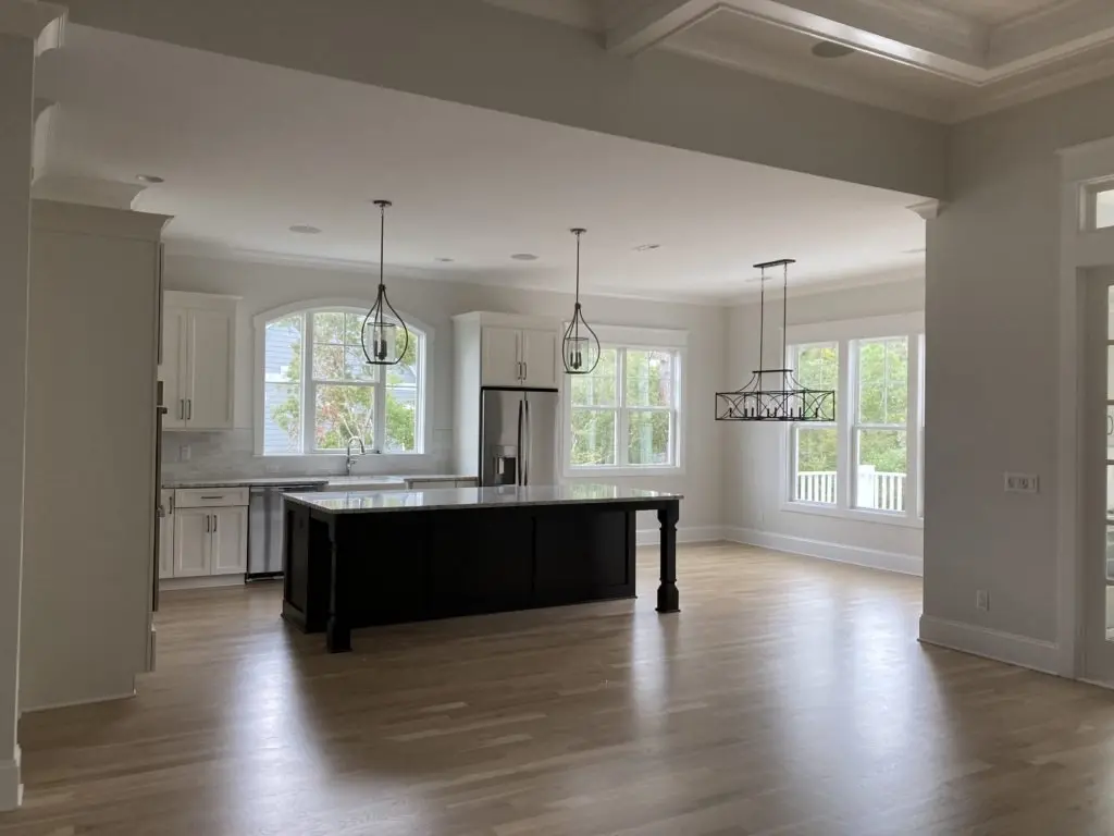Interior 10 – Proiect de casa parter cu mansardă 313 m²: 3 Dormitoare, Birou, 4 Bai, Bucatarie deschisa, Garaj — 90504R