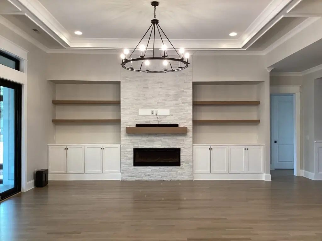 Interior 11 – Proiect de casa cu etaj 331 m²: 4 Dormitoare, Birou, 7 Bai, Bucatarie deschisa, Garaj — 27439R