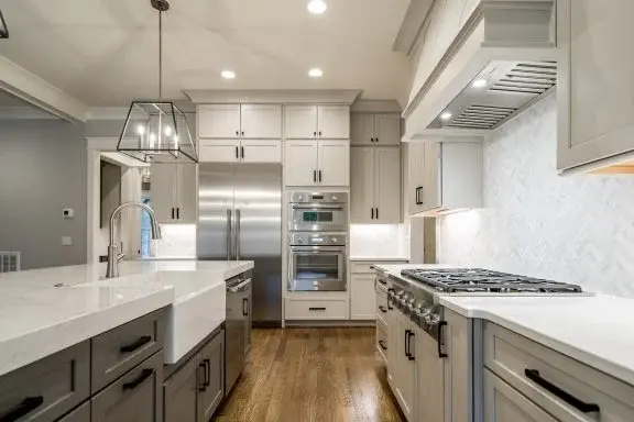 Interior 13 – Proiect de casa parter cu mansardă 386 m²: 4 Dormitoare, Birou, 5 Bai, Bucatarie deschisa, Garaj — 59424R