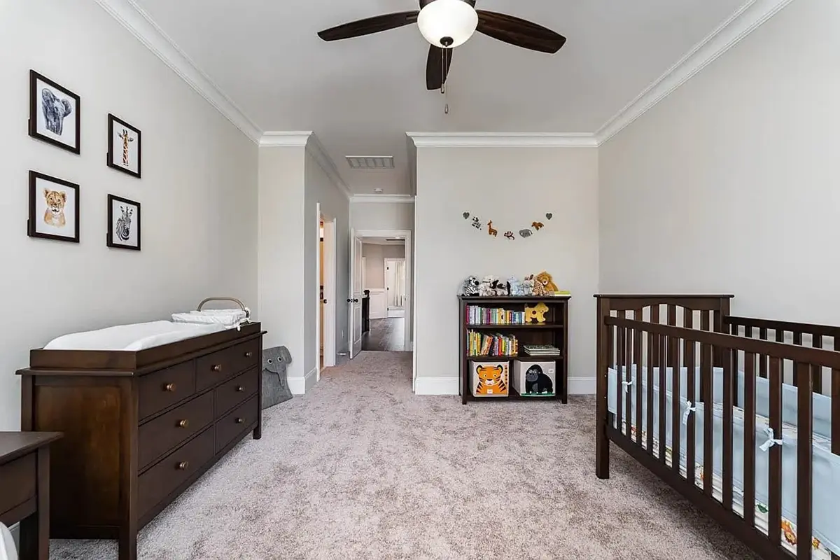 Interior 10 – Proiect de casa parter cu mansardă 385 m²: 4 Dormitoare, Birou, 5 Bai, Bucatarie deschisa, Garaj — 16340R