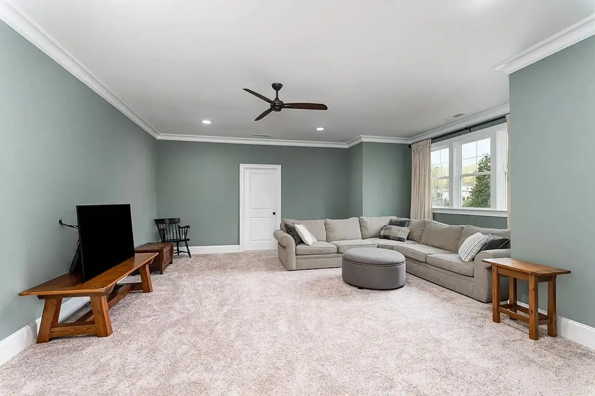 Interior 5 – Proiect de casa parter cu mansardă 385 m²: 4 Dormitoare, Birou, 5 Bai, Bucatarie deschisa, Garaj — 16340R