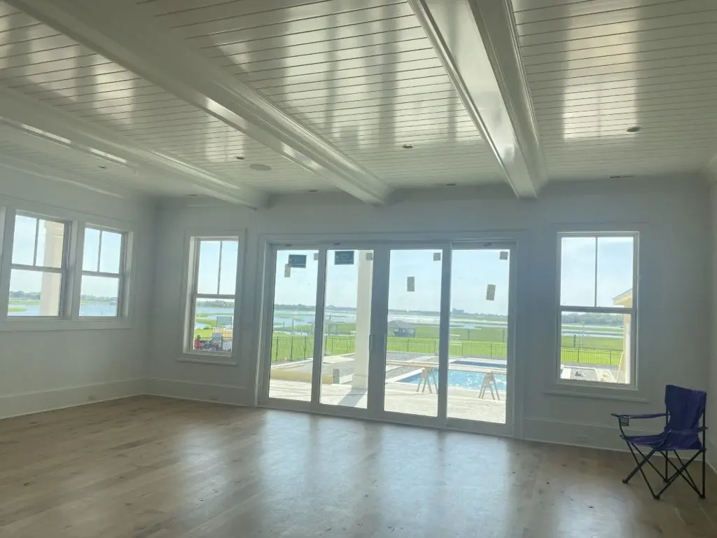 Proiect de casa cu etaj 278 m²: 3 Dormitoare, Birou, 6 Bai, Bucatarie deschisa, Garaj