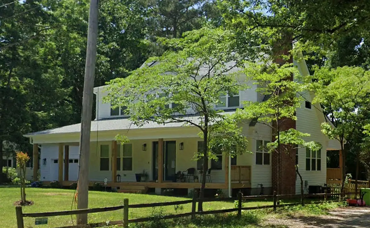 Imagini principale 4 – Proiect de casa cu etaj 255 m²: 4 Dormitoare, 4 Bai, Bucatarie deschisa, Garaj — 39790R