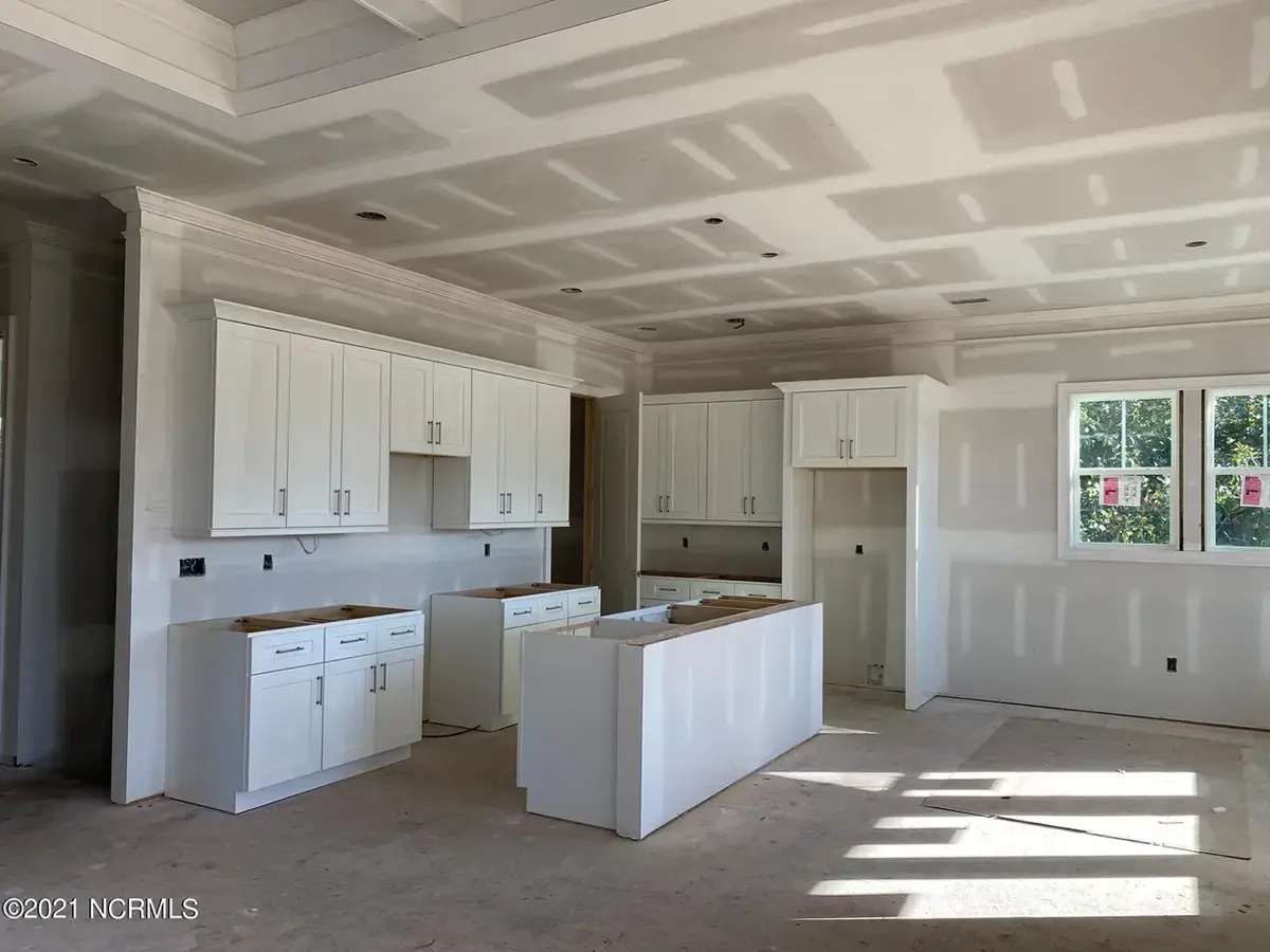 Interior 15 – Proiect de casa cu etaj 197 m²: 4 Dormitoare, 4 Bai, Bucatarie deschisa, Garaj — 78787R