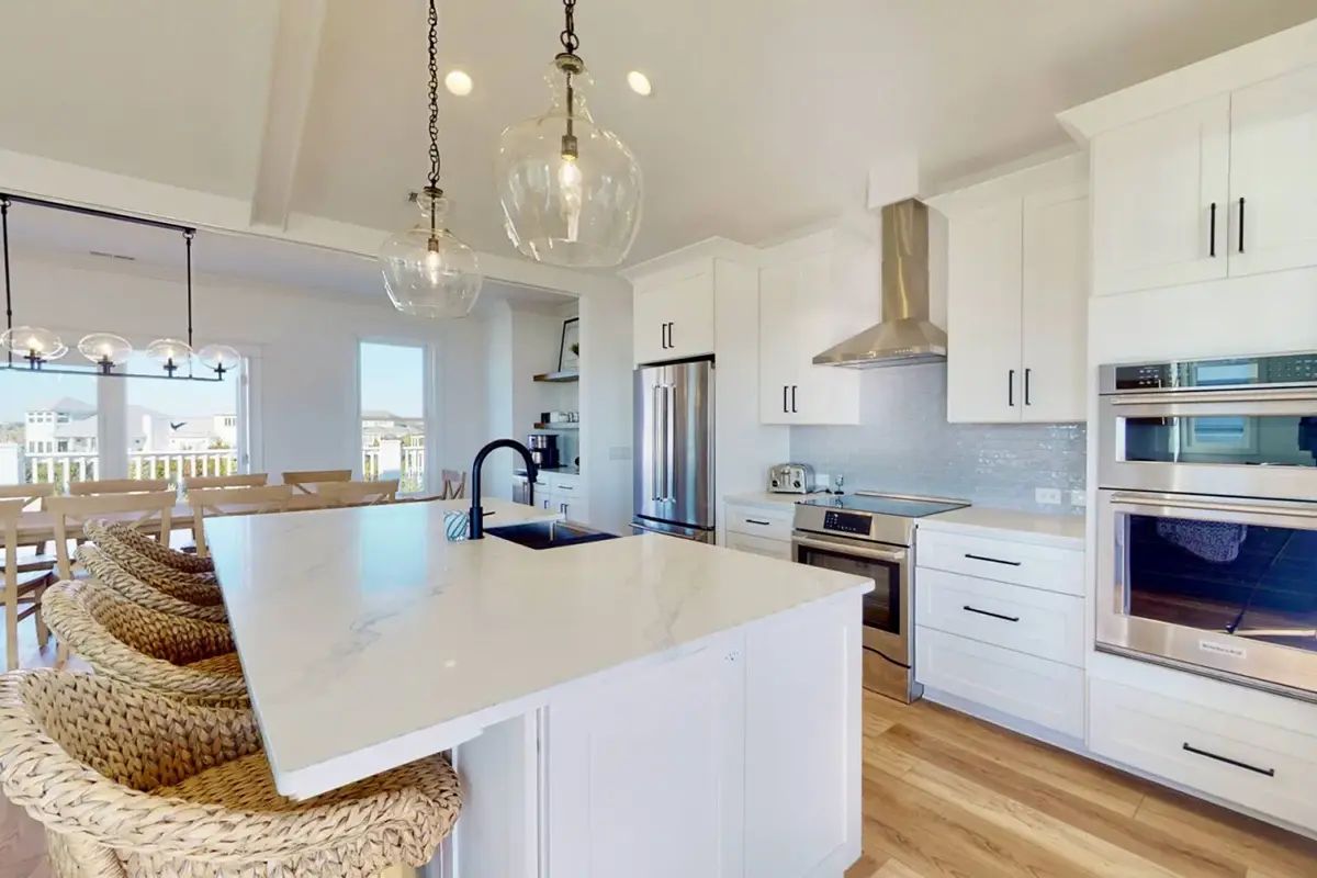 Interior 17 – Proiect de casa cu 2 etaje 281 m²: 5 Dormitoare, 5 Bai, Bucatarie deschisa, fara Garaj — 13197R