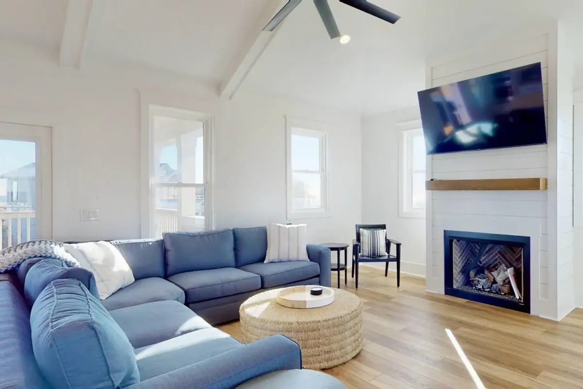 Interior 11 – Proiect de casa cu 2 etaje 281 m²: 5 Dormitoare, 5 Bai, Bucatarie deschisa, fara Garaj — 13197R
