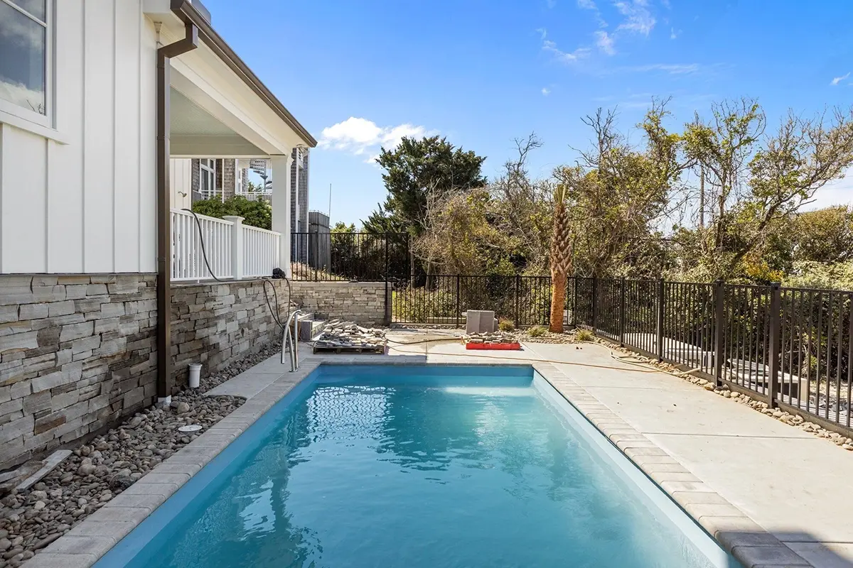 Imagini principale 11 – Proiect de casa cu 2 etaje 473 m²: 5 Dormitoare, 5 Bai, Bucatarie deschisa, Garaj — 67090R