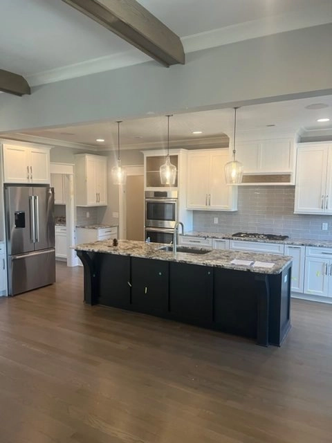 Interior 6 – Proiect de casa parter cu mansardă 271 m²: 3 Dormitoare, 4 Bai, Bucatarie deschisa, Garaj — 35545R