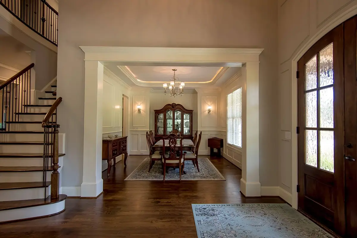 Interior 7 – Proiect de casa cu 2 etaje 497 m²: 5 Dormitoare, Birou, 6 Bai, Garaj — 85576R