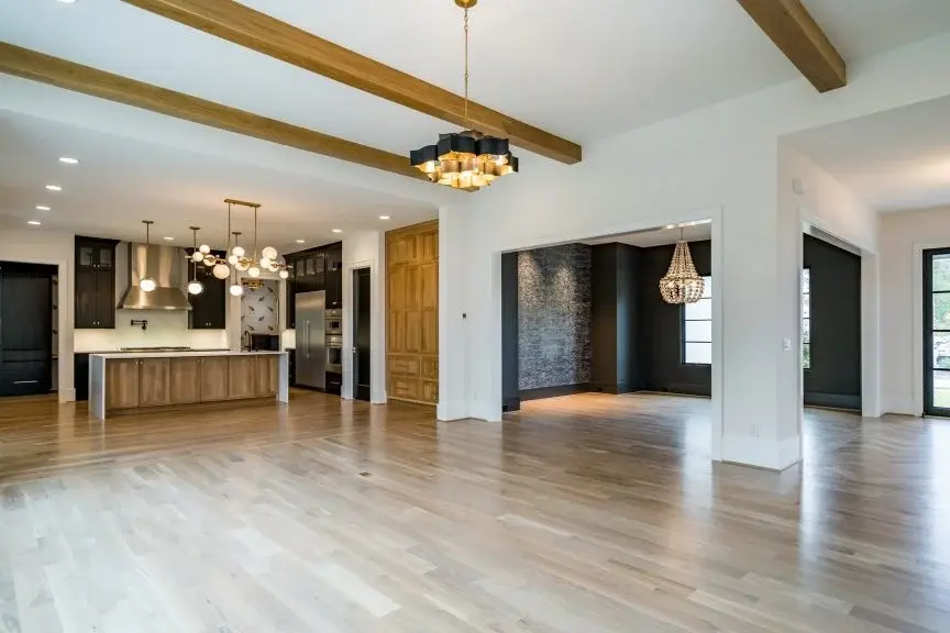 Interior 9 – Proiect de casa cu etaj + demisol 599 m²: 6 Dormitoare, Birou, 8 Bai, Bucatarie deschisa, Garaj — 36963R