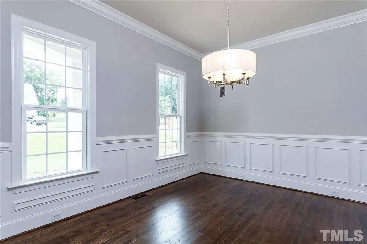 Interior 15 – Proiect de casa parter cu mansardă 267 m², 4 Dormitoare — 27410R