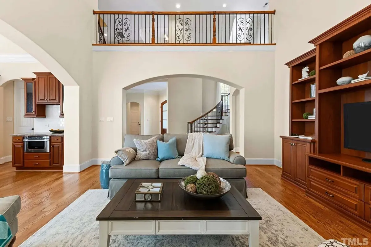 Interior 12 – Proiect de casa cu etaj 399 m², 4 Dormitoare — 88919R