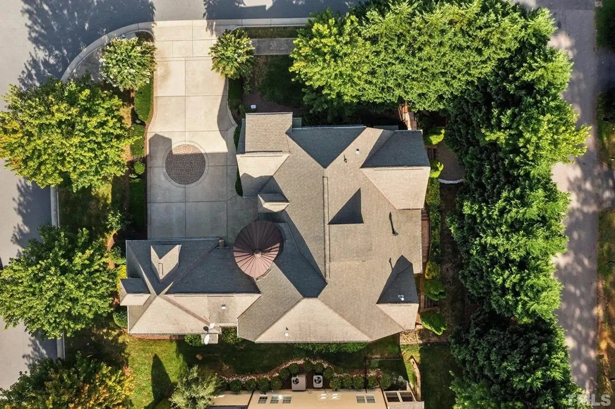 Fotografii reale ale caselor construite 19 – Proiect de casa cu etaj 399 m², 4 Dormitoare — 88919R
