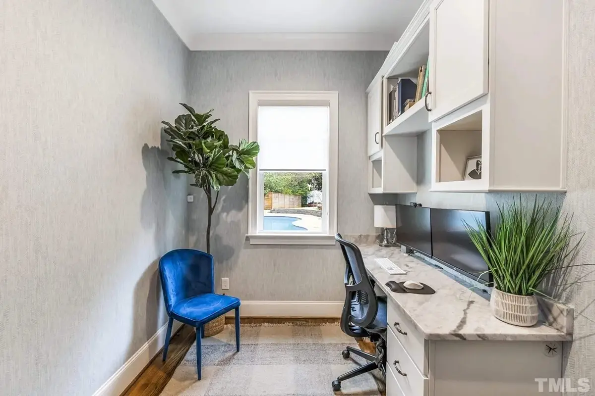 Interior 11 – Proiect de casa cu etaj 409 m², 5 Dormitoare — 30387R