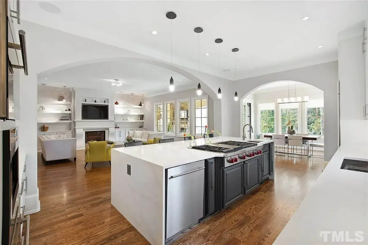 Interior 9 – Proiect de casa cu etaj 530 m², 5 Dormitoare — 26217R
