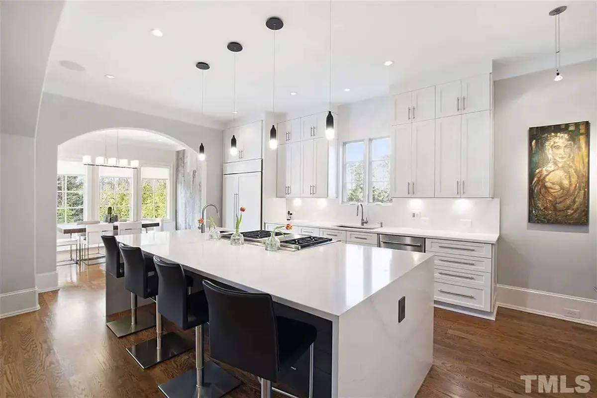 Interior 12 – Proiect de casa cu etaj 530 m², 5 Dormitoare — 26217R