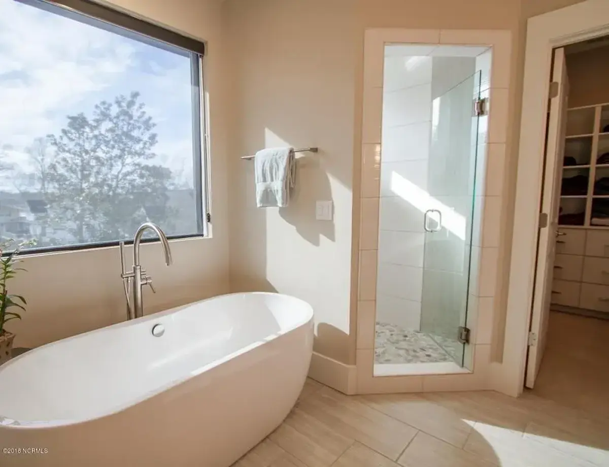 Interior 12 – Proiect de casa cu 2 etaje 351 m², 5 Dormitoare — 70598R
