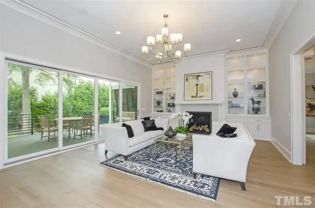 Interior 5 – Proiect de casa cu etaj 433 m², 4 Dormitoare — 51188R