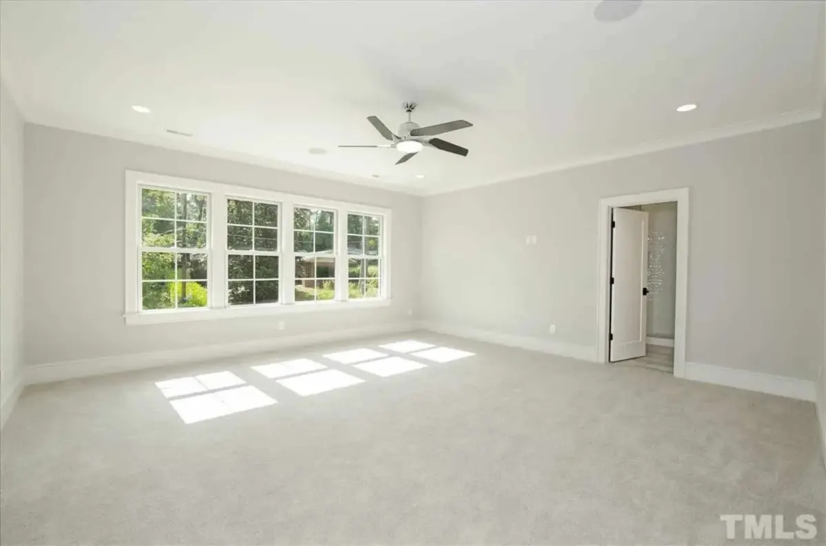 Interior 6 – Proiect de casa cu etaj 433 m², 4 Dormitoare — 51188R