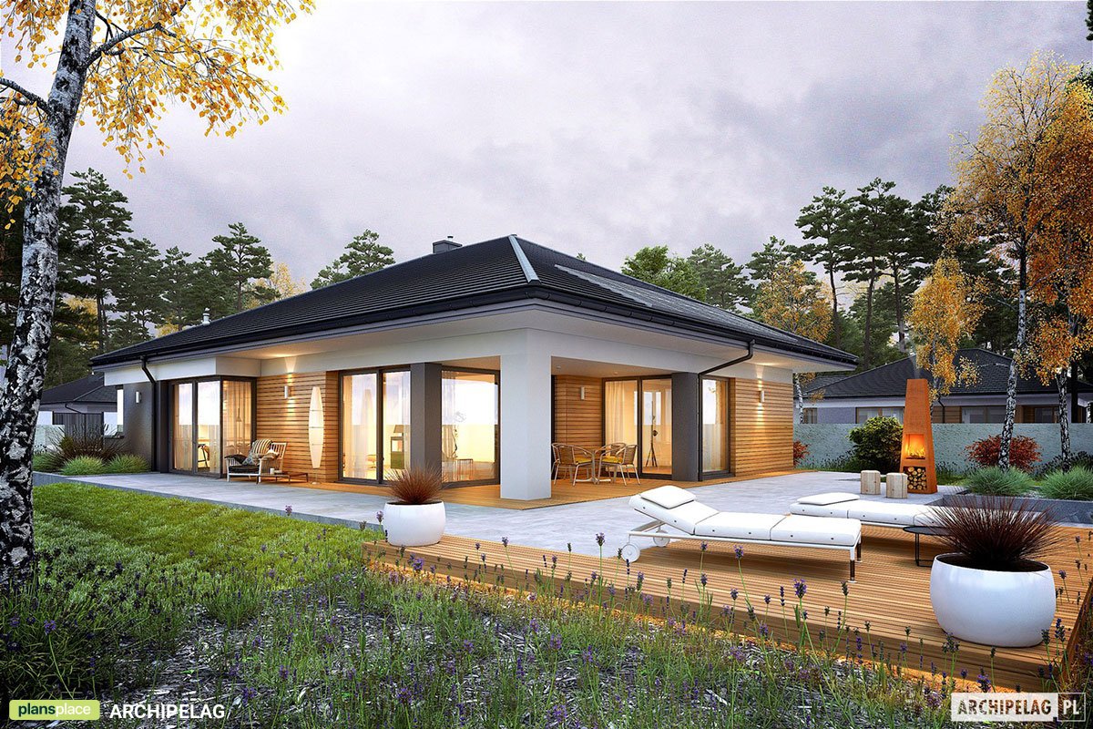 T-Shaped European House with Open Floor Plan and 4 Beds