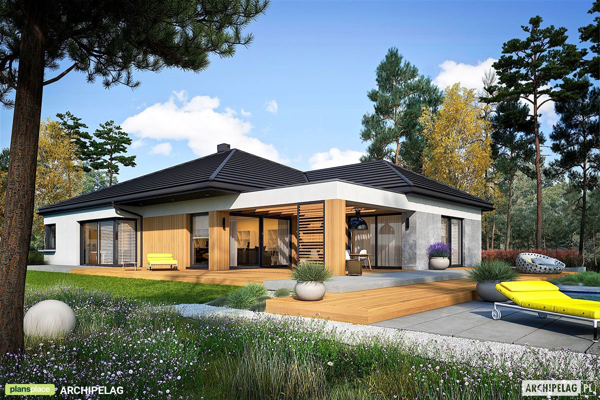 One Level European Home with Open Floor Plan and 4 Beds