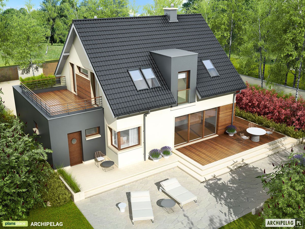 European House Plan with Bay Window in Living Room