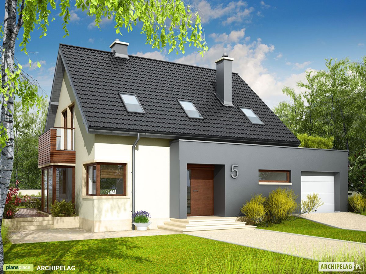 European House Plan with Bay Window in Living Room